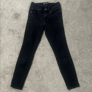 GAP Women's Dark Black Skinny Jeans